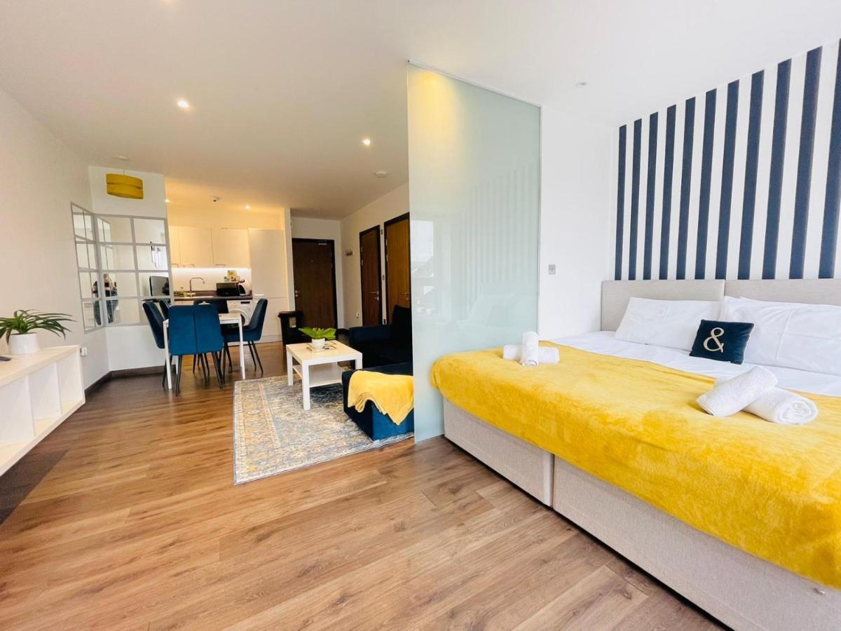 Park Street Apartment Luton By Hostaguest Exterior photo